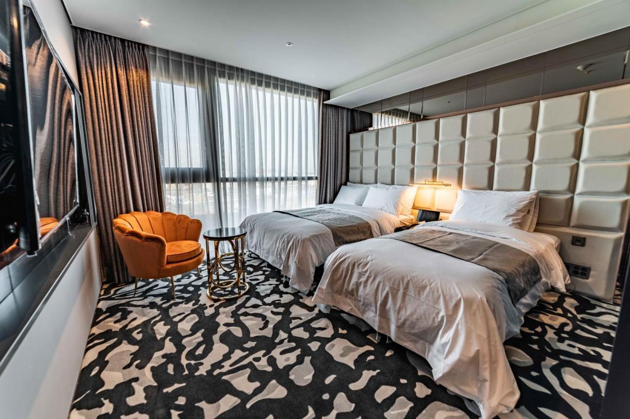 Best Louis Hamilton Hotel West Busan Esterno foto